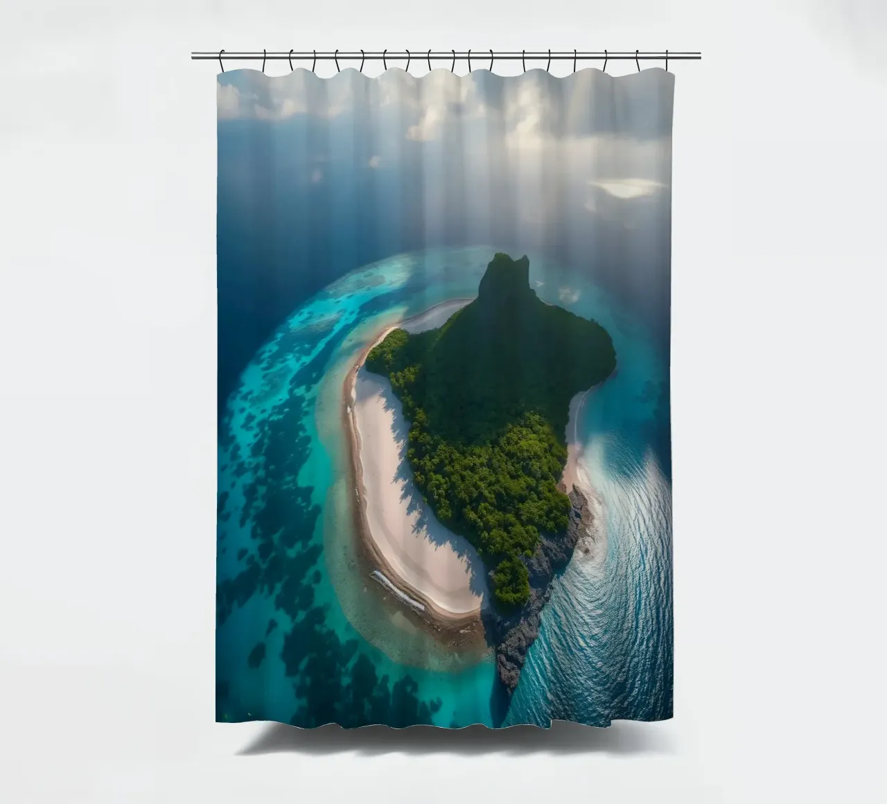 Vue aérienne d'une île tropicale entourée d'eau claire rideau de douche de DesignDoodle