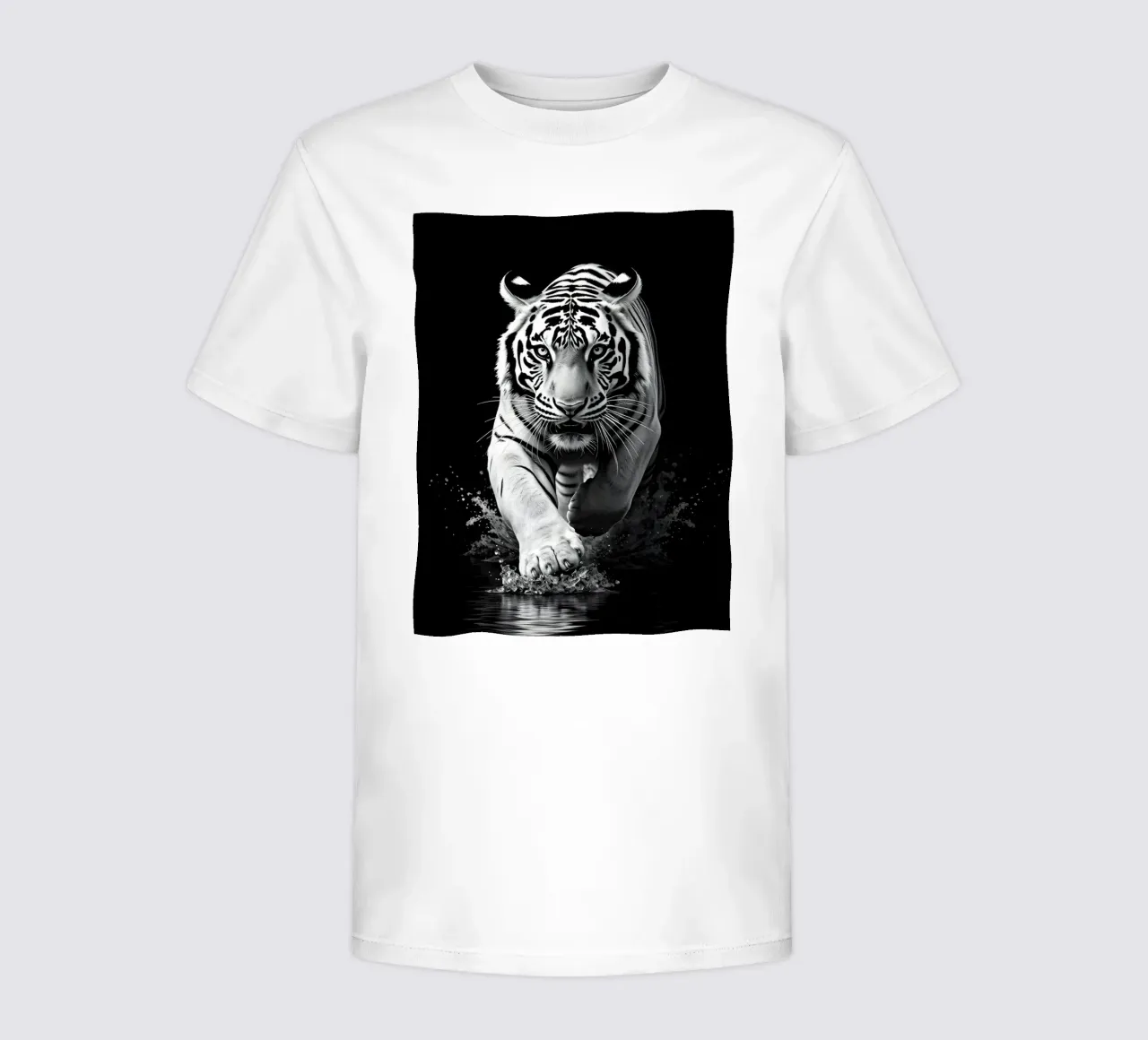 Majestueuze witte tijger rent door het water kinder t-shirt van DesignDoodle