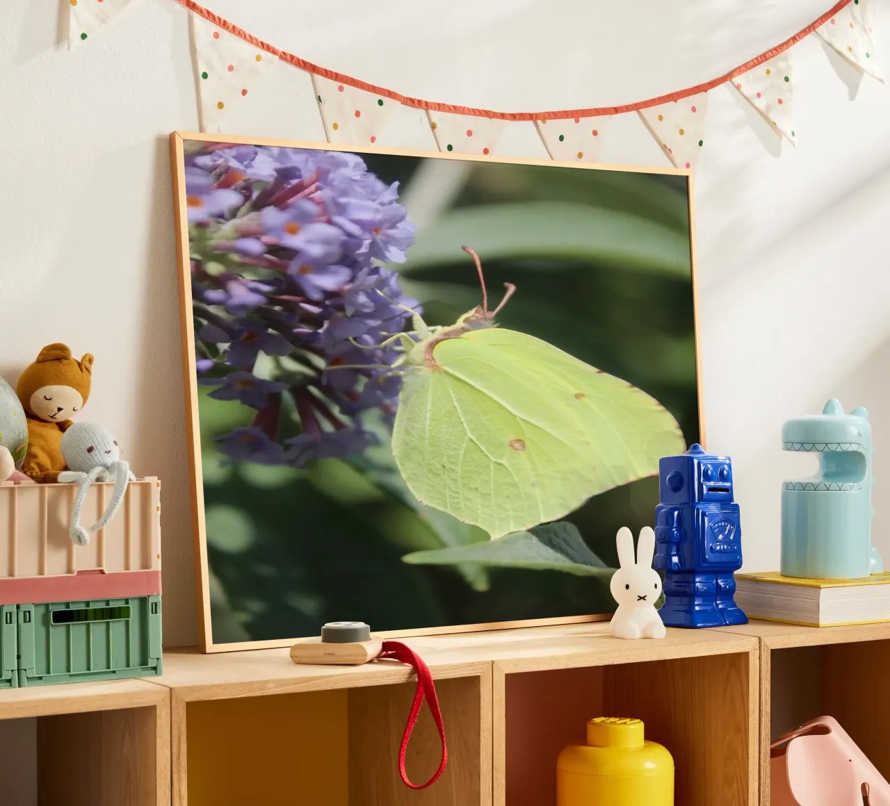 Gelber Schmetterling poster con telaio in plastica da Kreativernetzt