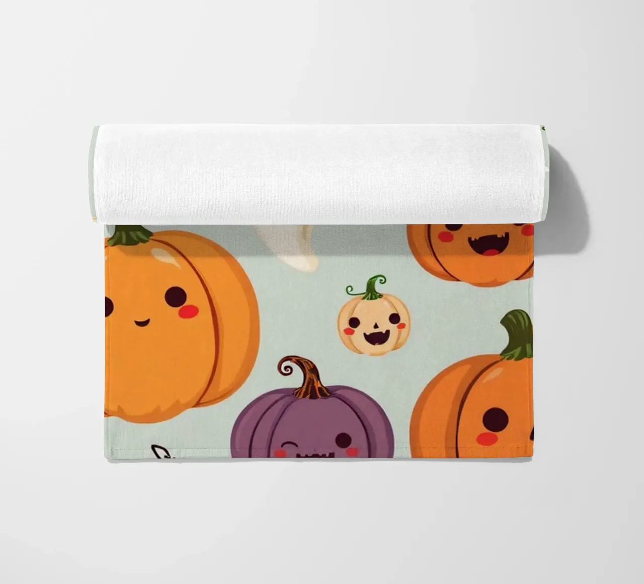 Simpatica illustrazione a tema Halloween con zucca sorridente telo mare da DesignDoodle