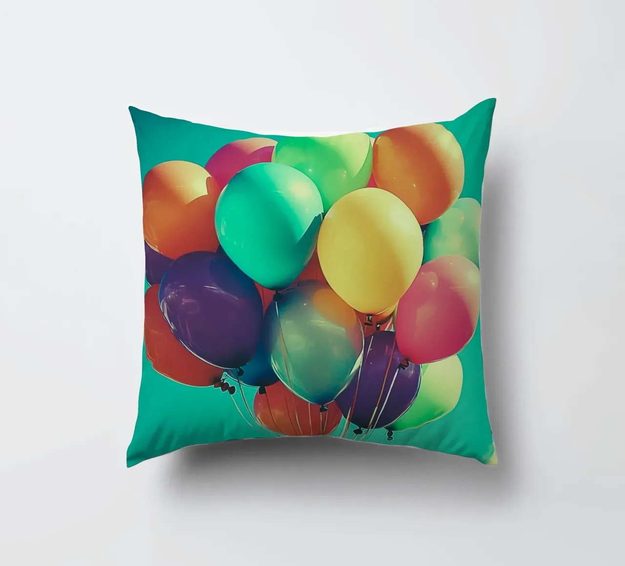 Palloncini colorati per feste cuscino da Carinaprint