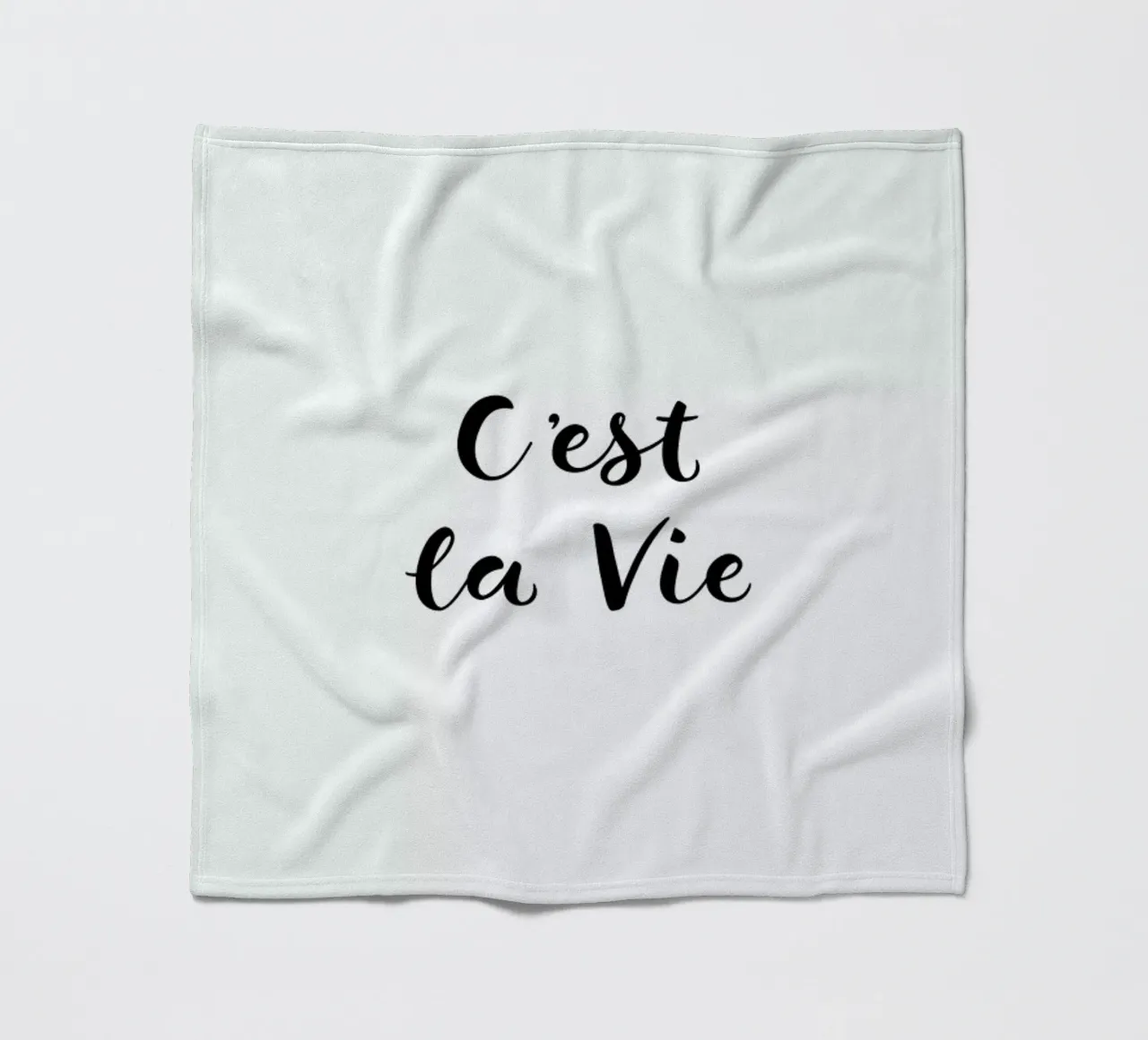 C'est la Vie coperta in pile da typed