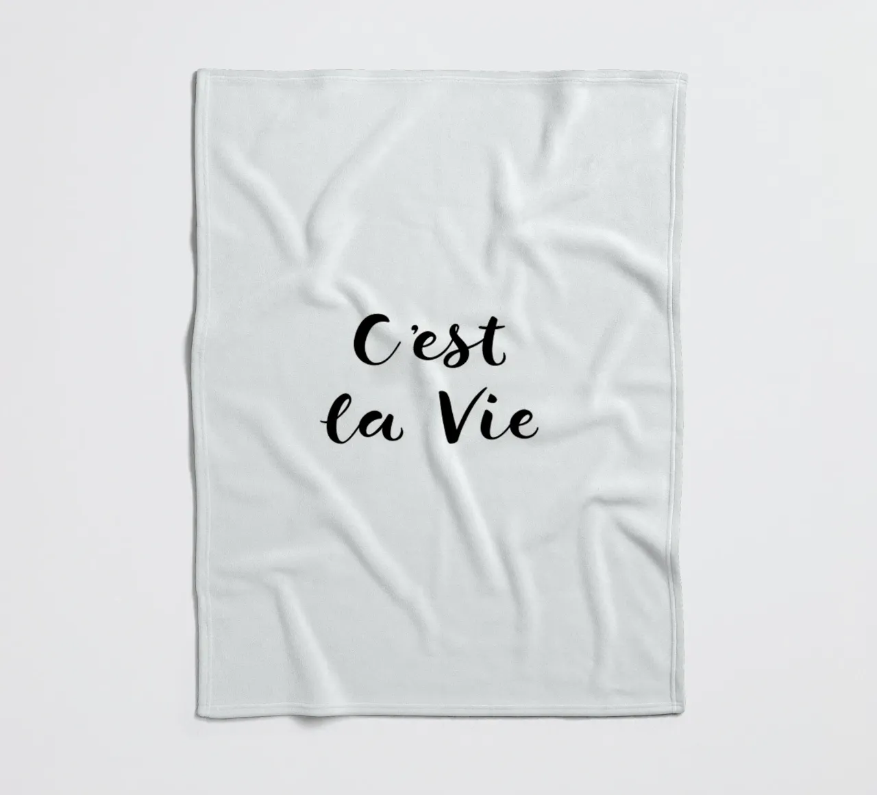 C'est la Vie coperta in pile da typed