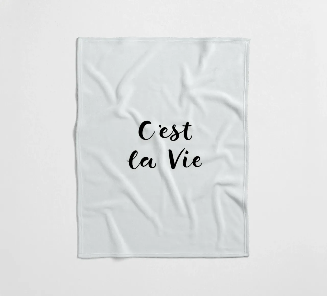 C'est la Vie coperta in pile da typed