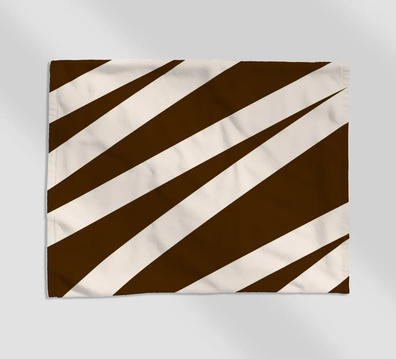 Linea a zig-zag telo mare da MODERN NUANCE