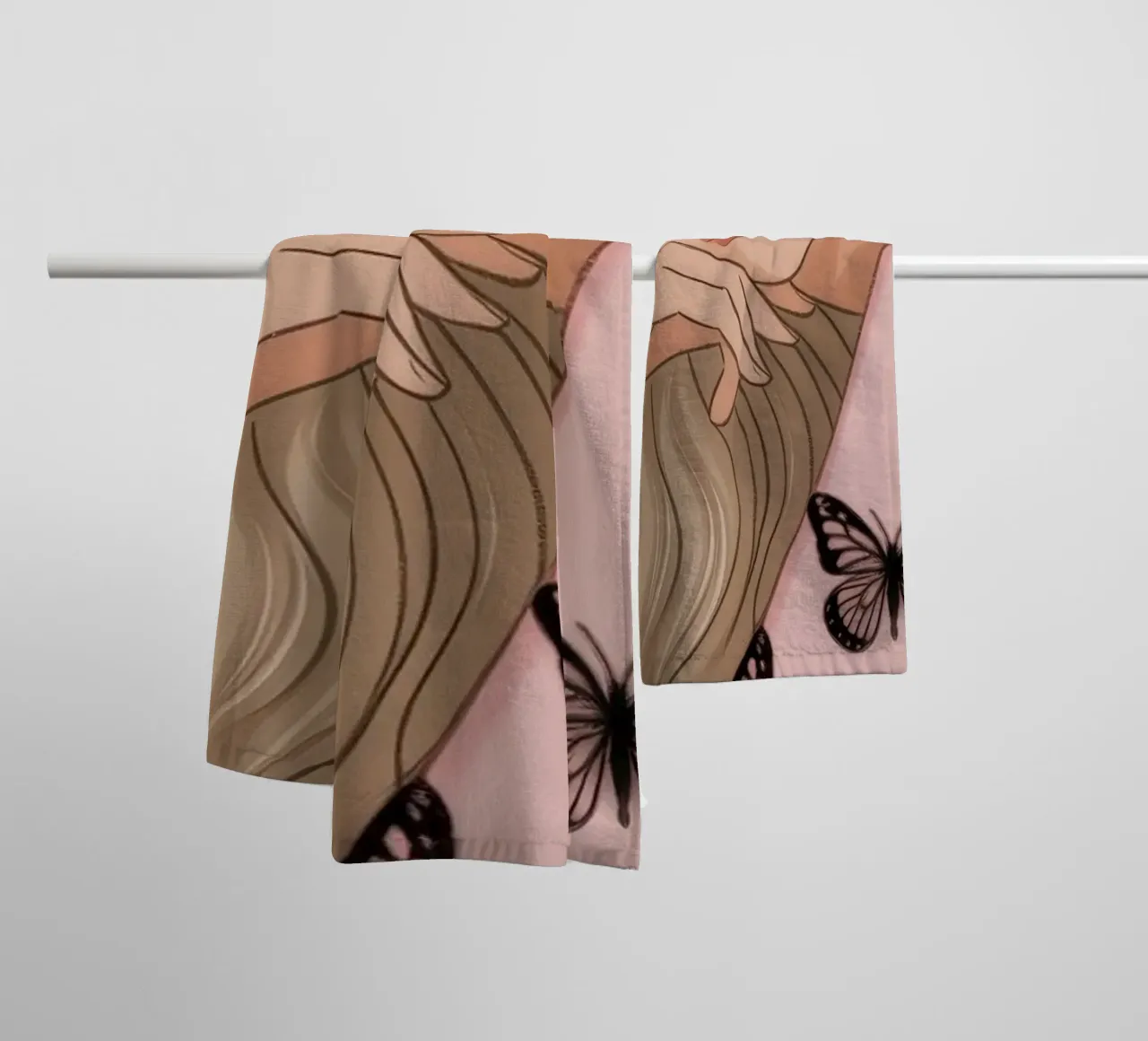 Sogni di farfalla asciugamano da bagno da Veiled Canvas