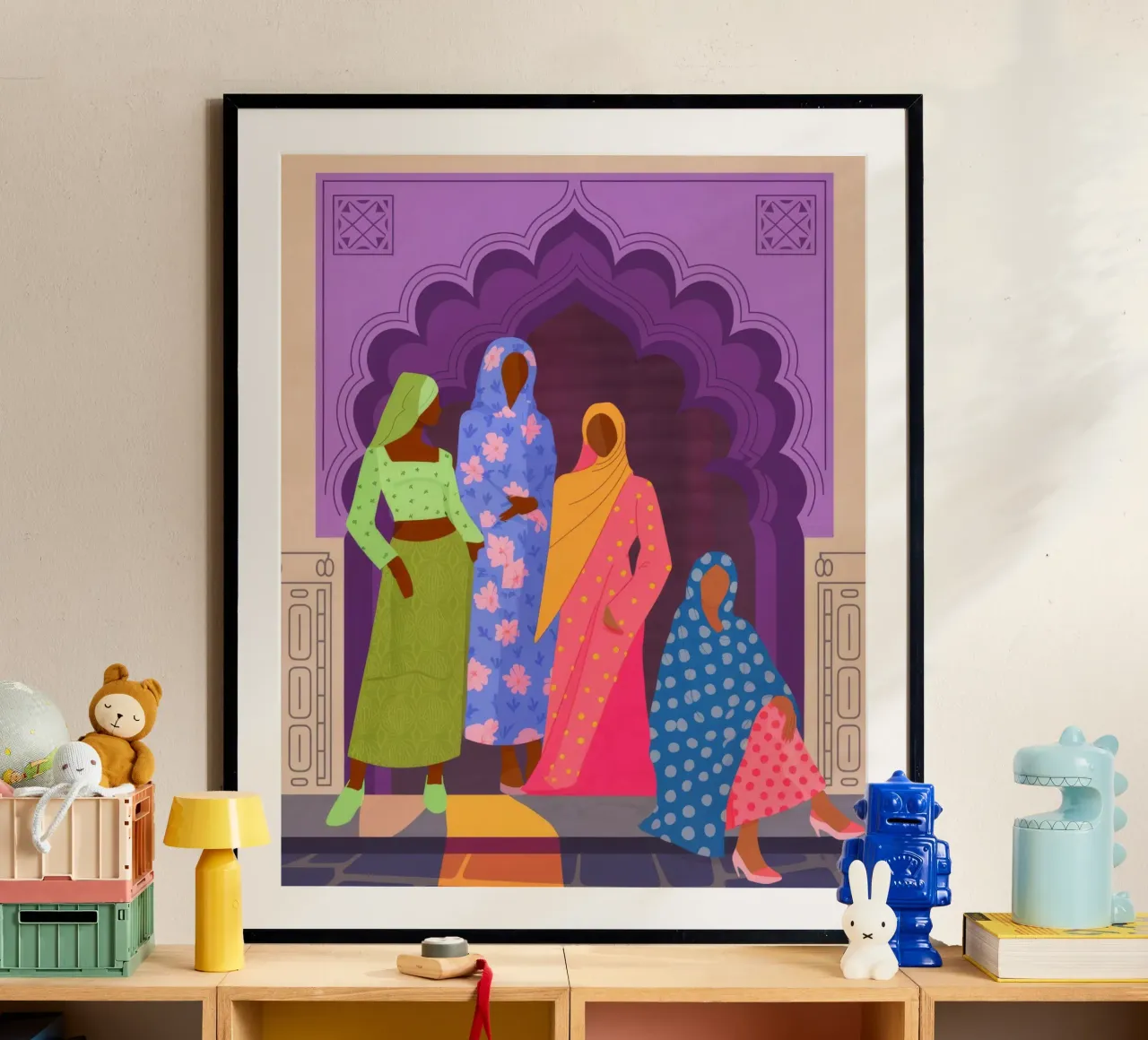 Raduno tradizionale regale poster con telaio in alluminio da Veiled Canvas