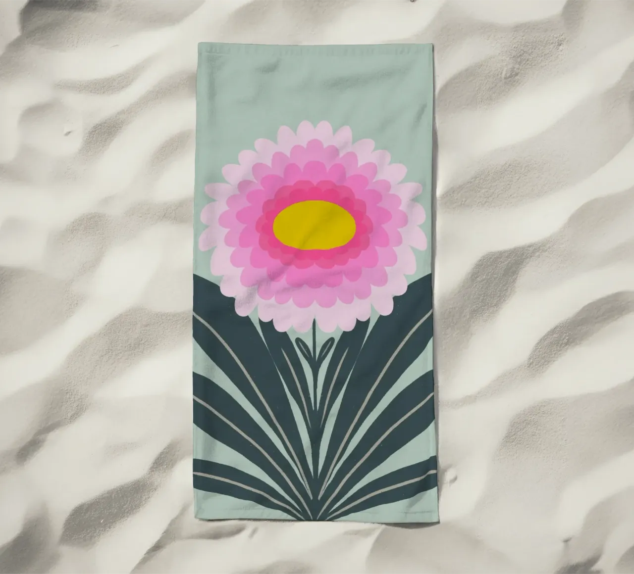 Chrysanthemum - pink and mint strandhanddoek van Wackapacka