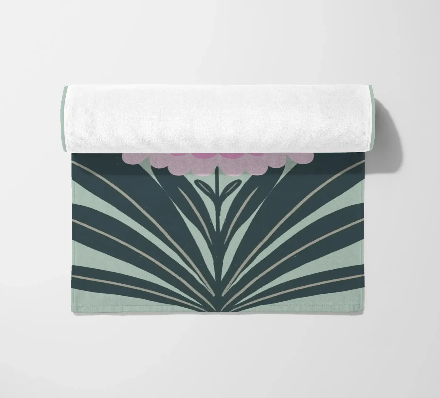 Chrysanthemum - pink and mint Strandtuch von Wackapacka