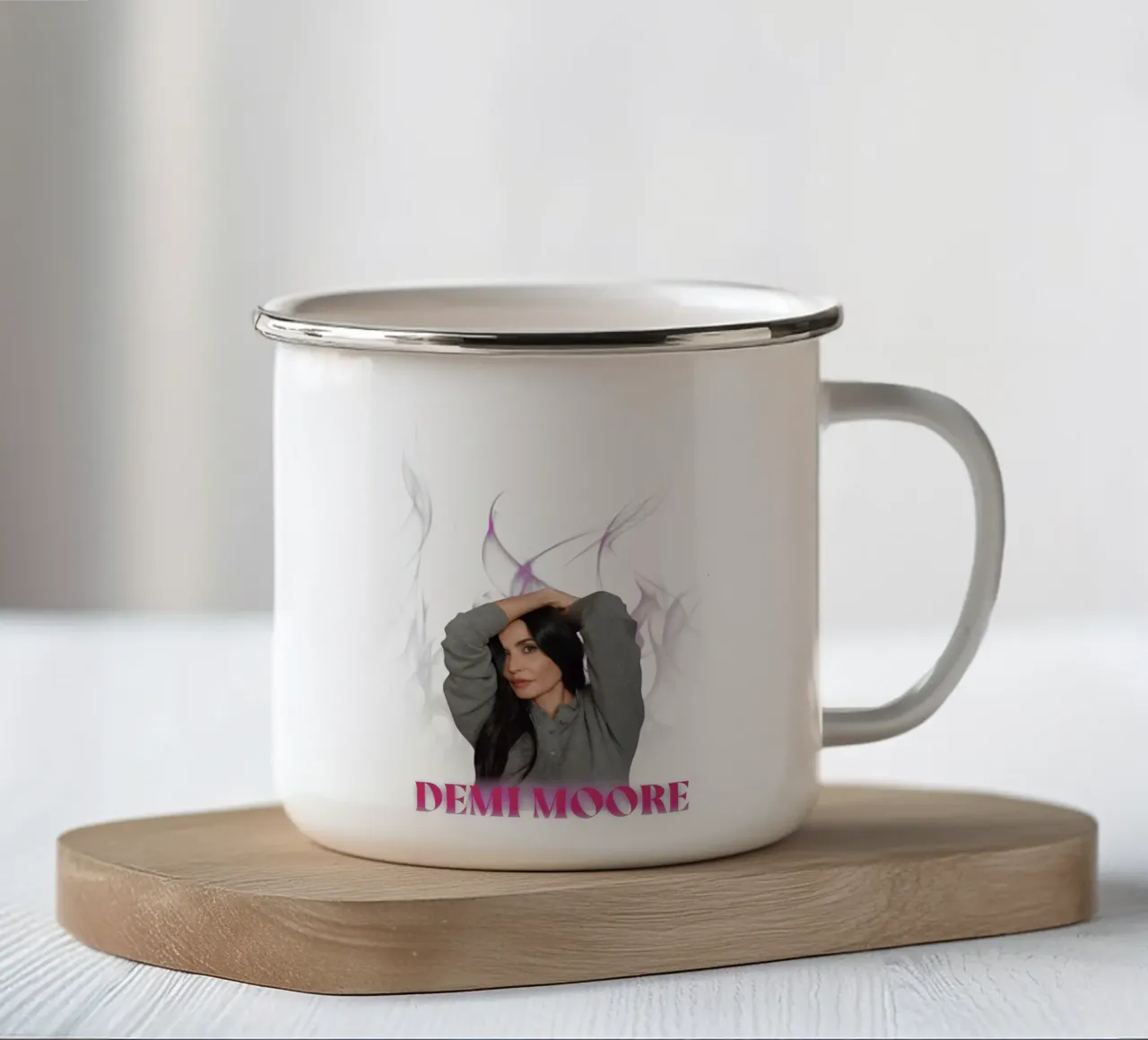 Demi Moore - Actress tazza in smalto da Aiden Hermisto