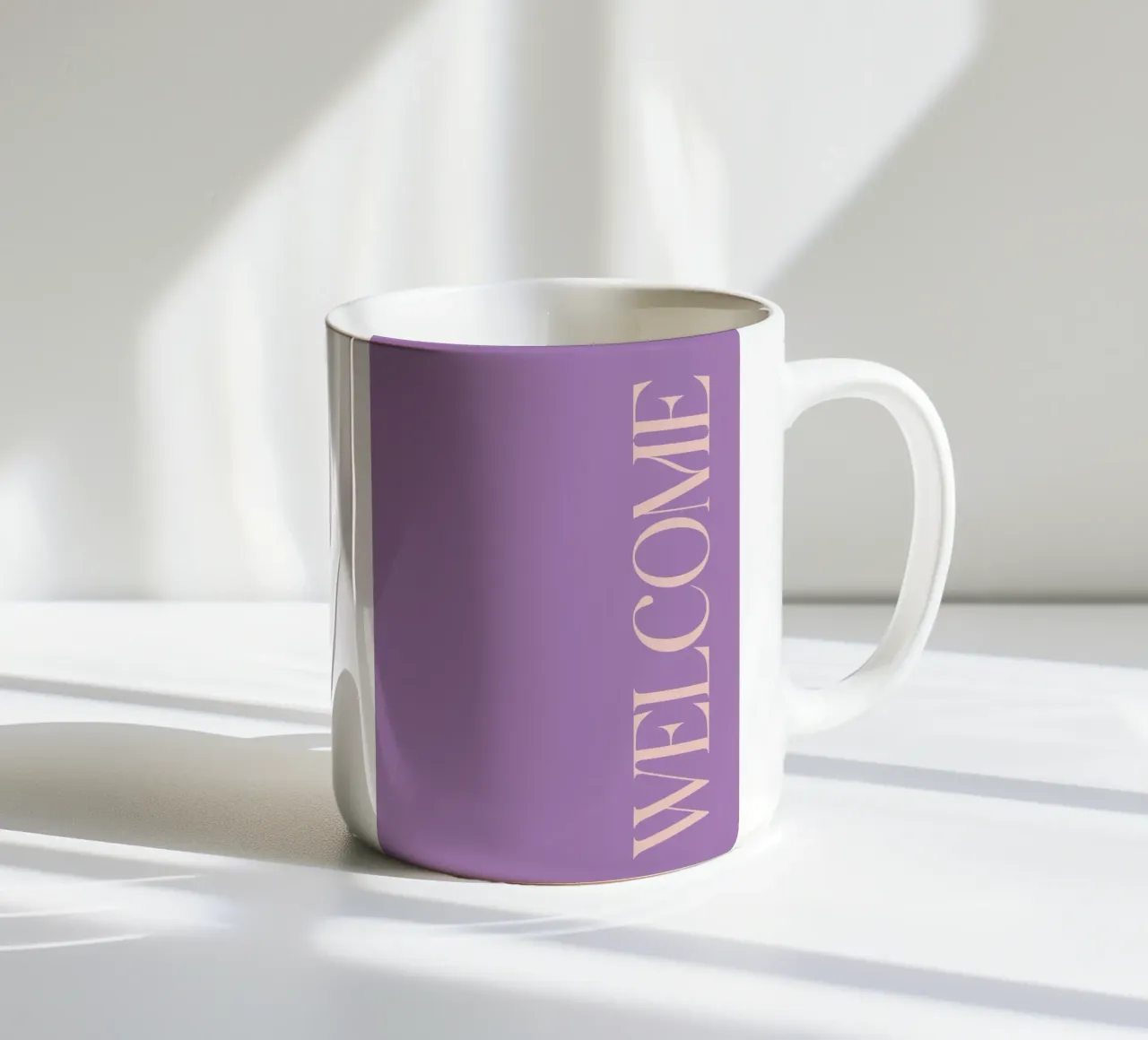 Welcome tazza in ceramica da BAINAI QUOTES