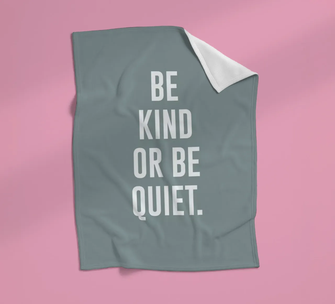 Be Kind coperta in pile da daylight design studio