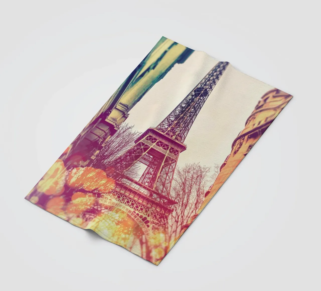 Vintage Eiffel Tower coperta in pile da JaySan Studio