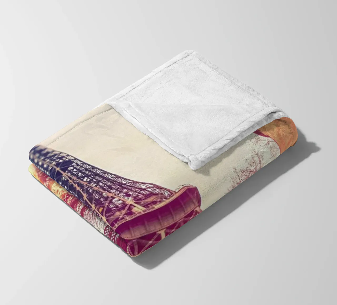Vintage Eiffel Tower coperta in pile da JaySan Studio