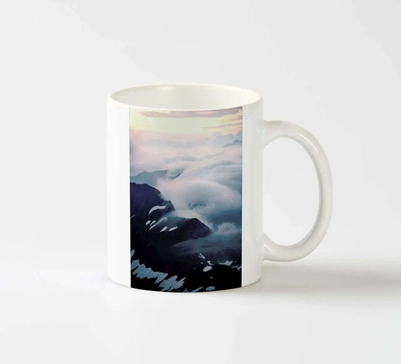 A Curtain of Clouds by @noberson tazza in ceramica da EyeEm Mobile GmbH