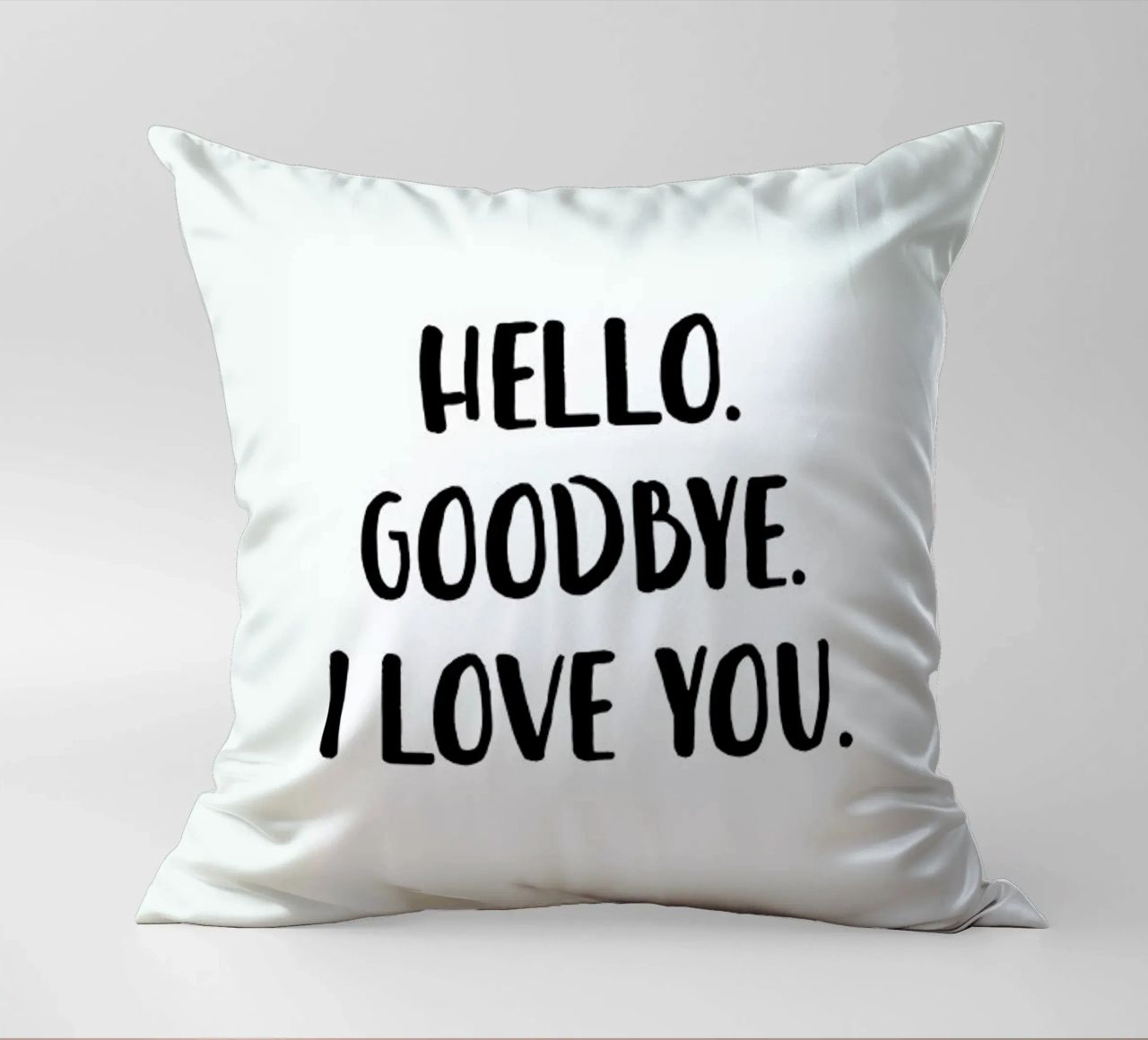 Hello Goodbye cuscino da daylight design studio