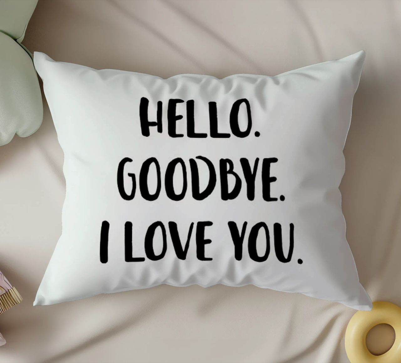 Hello Goodbye cuscino da daylight design studio
