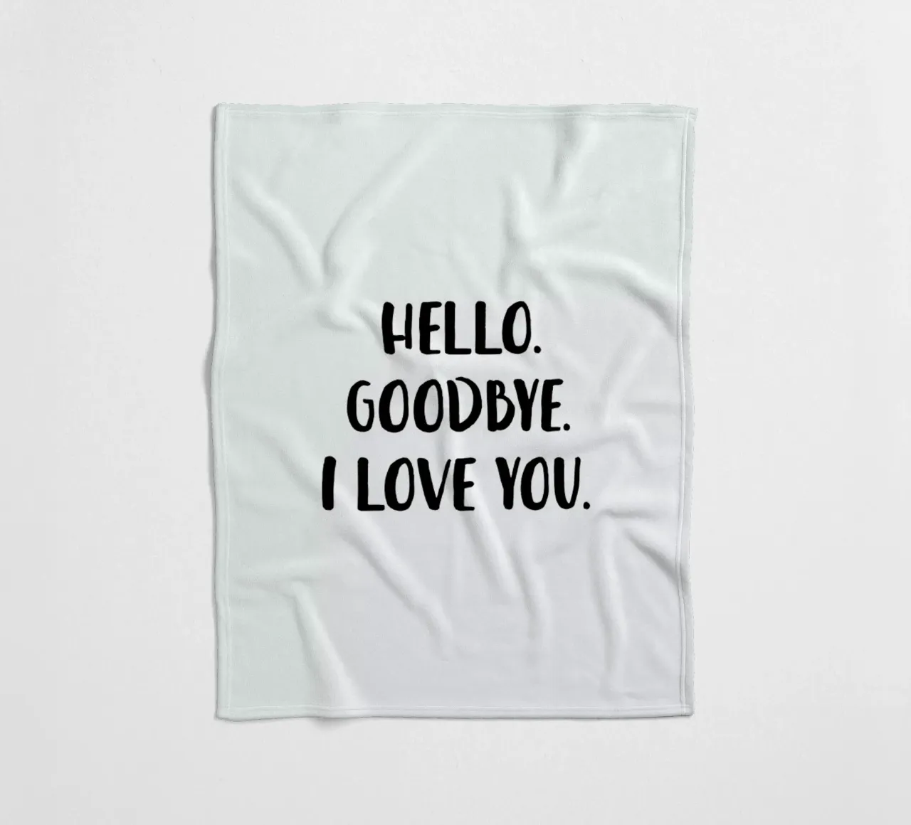 Hello Goodbye coperta in pile da daylight design studio