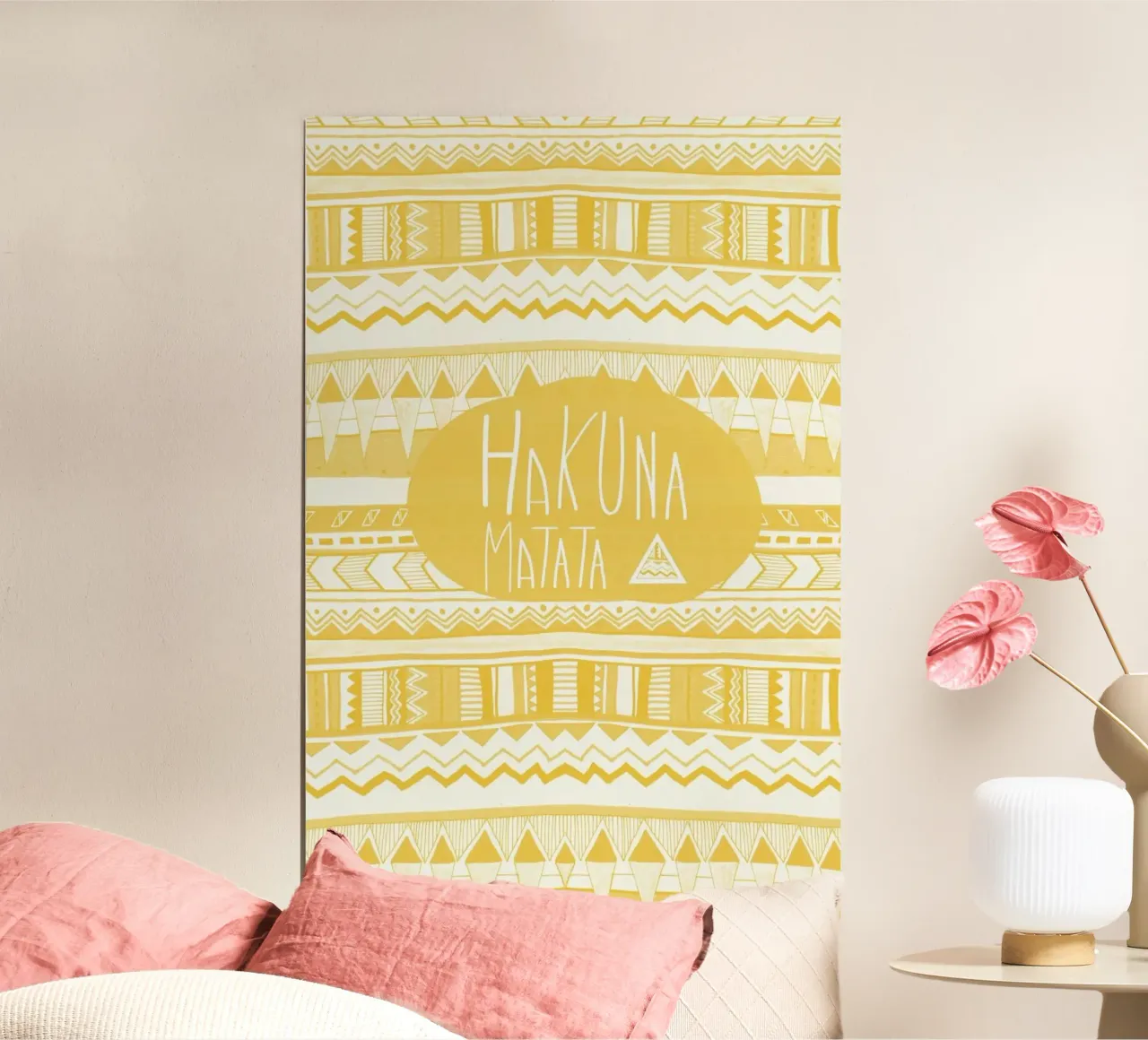 Hakuna Matata Yellow poster con telaio in legno da Vasare Nar