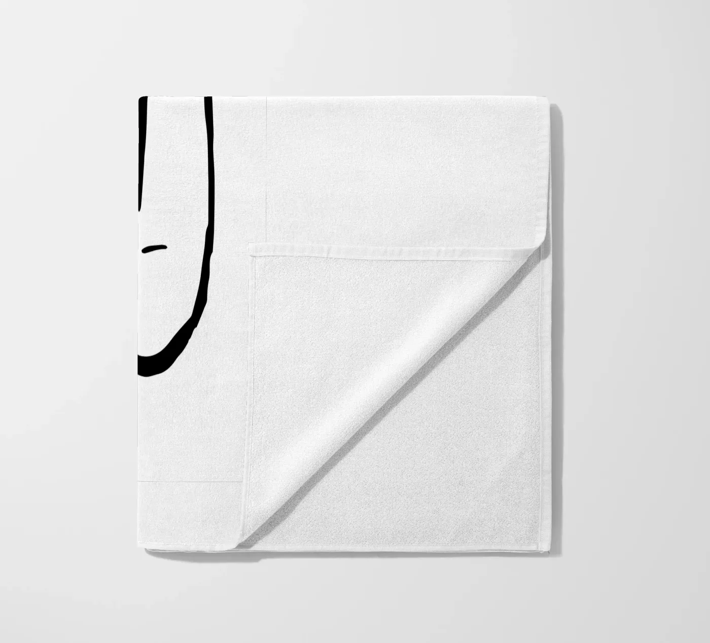 Simplistic face Strandtuch von LisaArtes