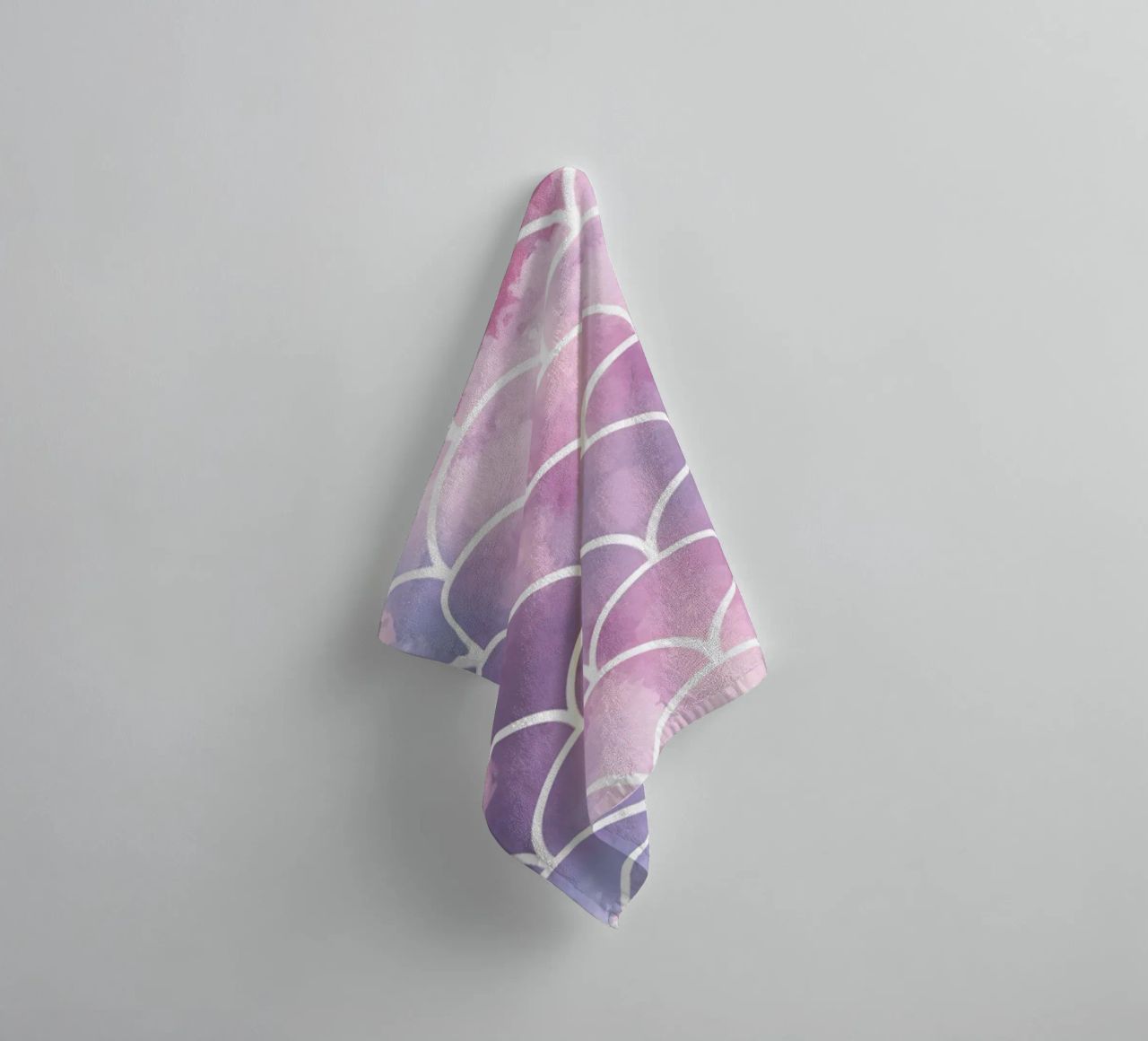 Scala di sirena colorata asciugamano da bagno da ComfyCouture