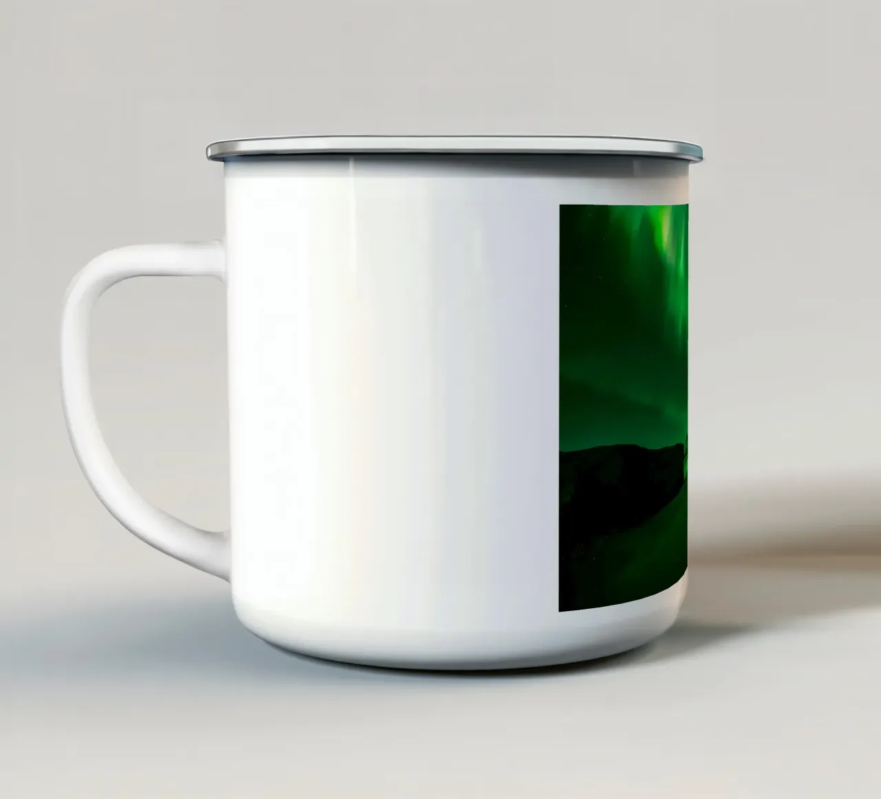 Sotto l'aurora boreale tazza in smalto da Ary