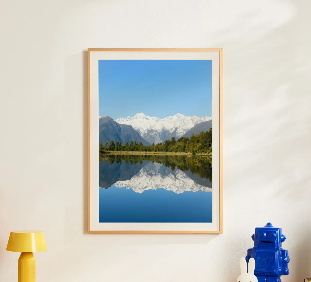 Bordo dello spazio poster con telaio in legno da Aara