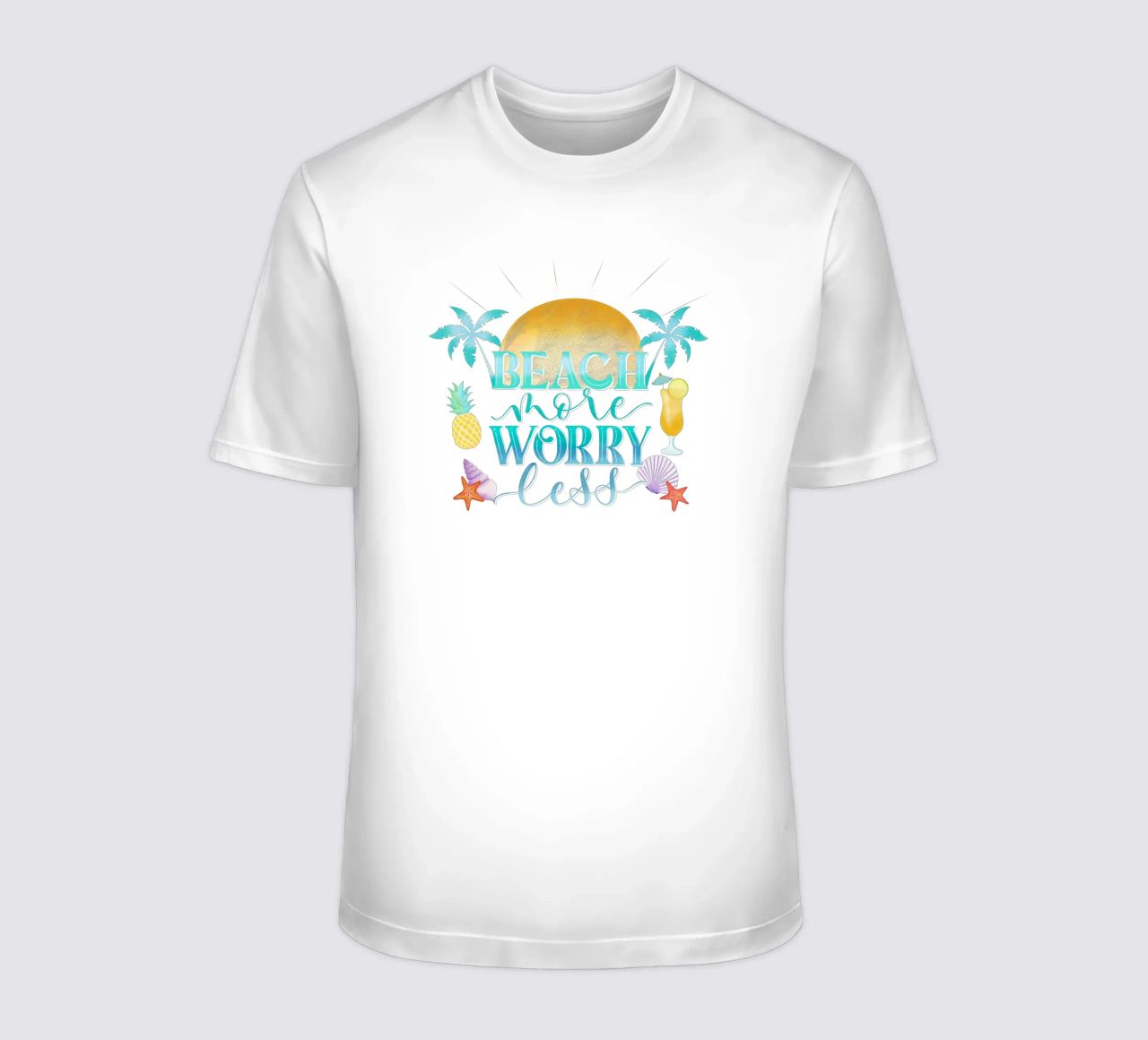 Spiaggiare di più. Worry Less. Lettering fresco con sensazione di spiaggia t-shirt da CalliLetters