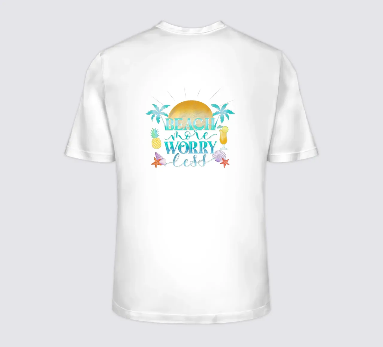 Plus de plage. Worry Less. Cooles Lettering mit Strandfeeling t-shirt de CalliLetters