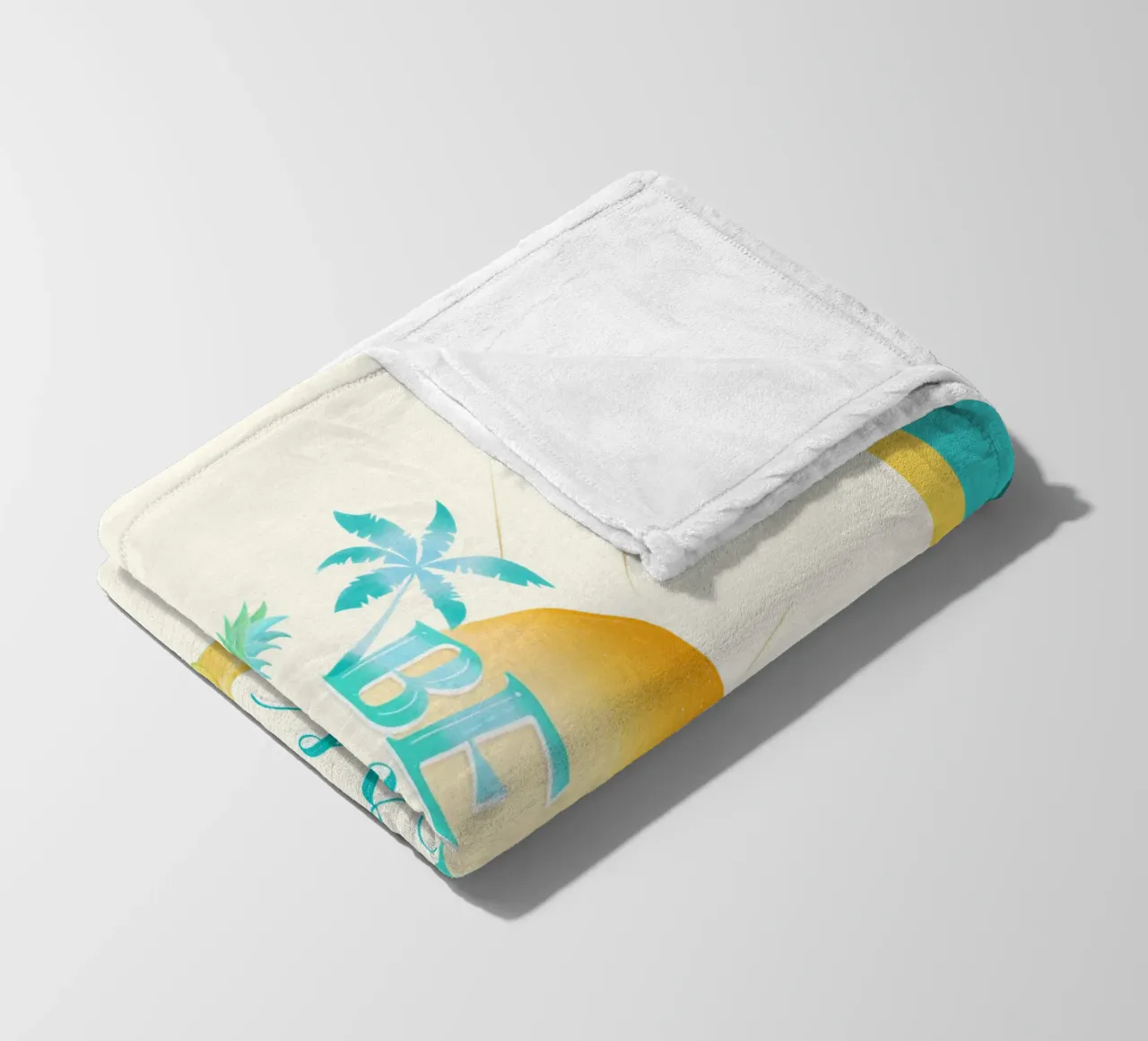 Mehr Strand. Worry Less. Cooles Lettering mit Strandfeeling Fleecedecke von CalliLetters