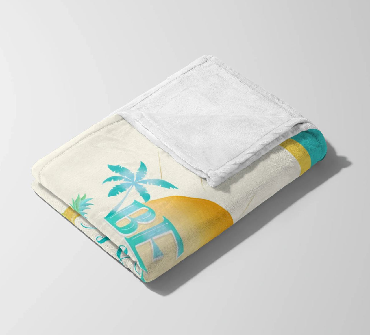 Spiaggiare di più. Worry Less. Lettering fresco con sensazione di spiaggia coperta in pile da CalliLetters