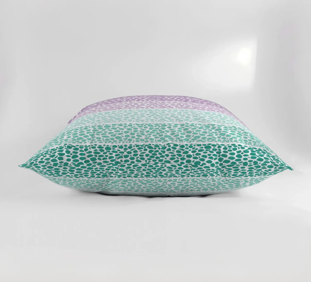 Riverside Colored Pebbles cuscino da Pom Graphic Design