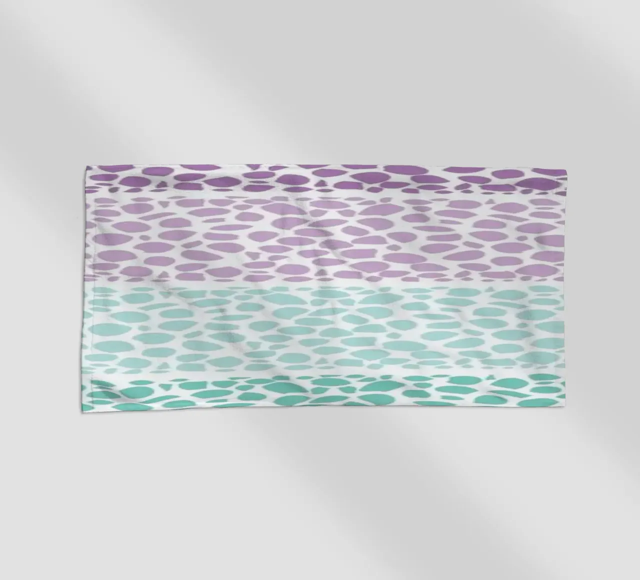 Riverside Colored Pebbles telo mare da Pom Graphic Design