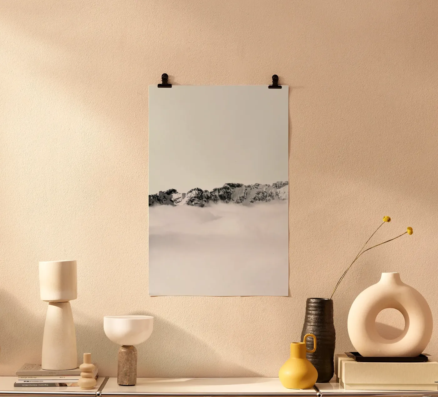 Divide poster da Victoria Frost