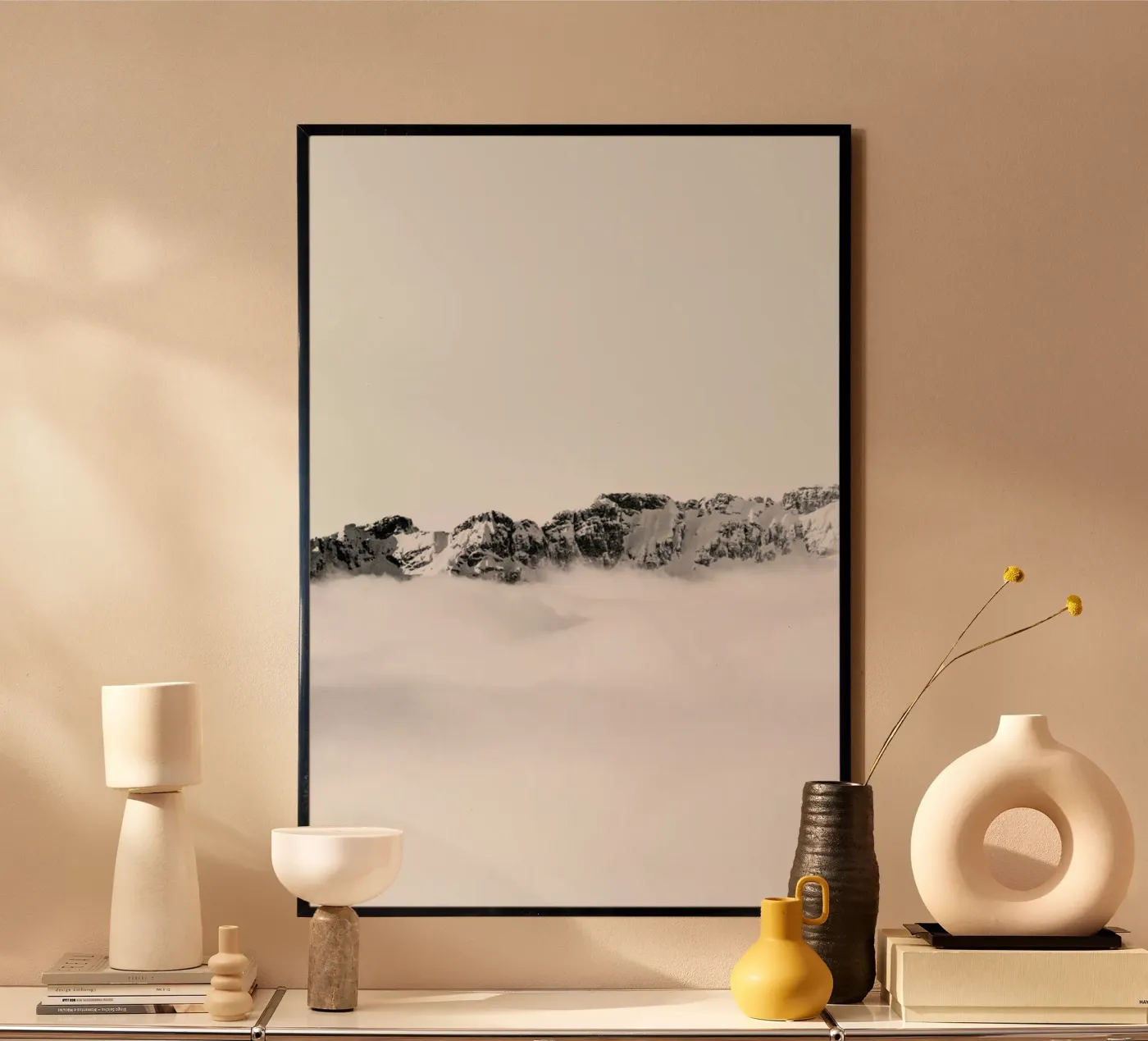 Divide poster da Victoria Frost