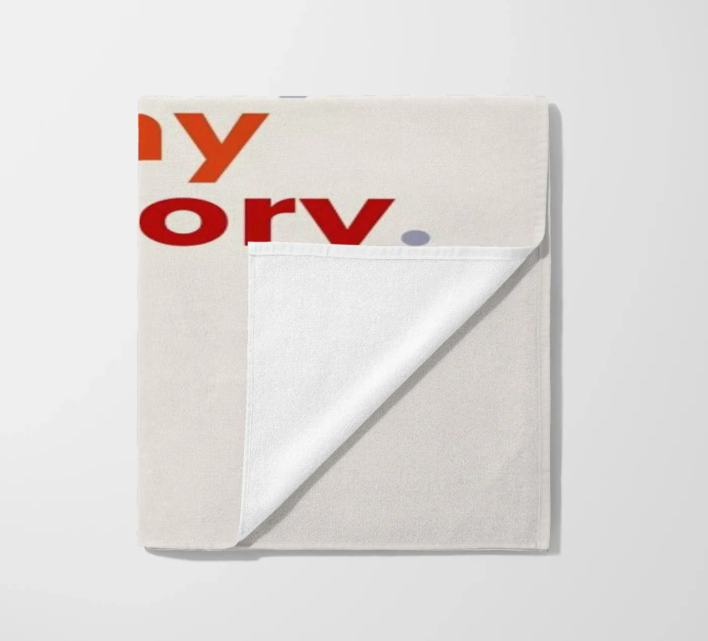 Every Tiny Victory strandhanddoek van daylight design studio
