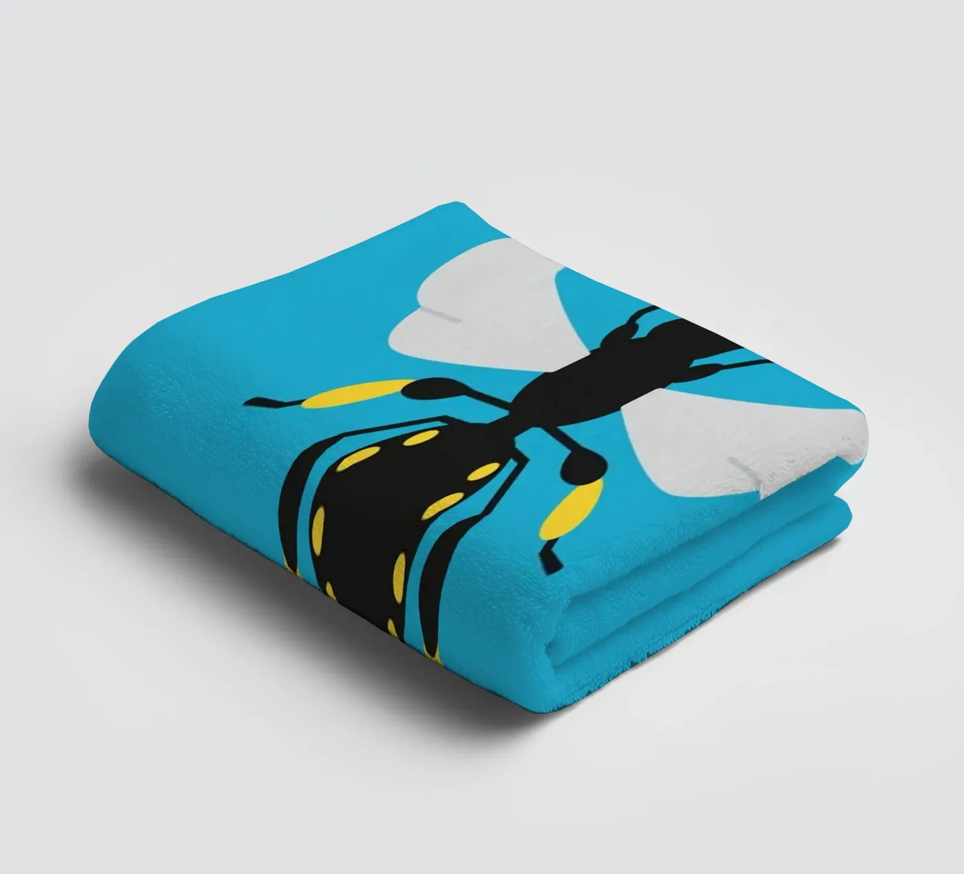 Insects towel by Lidia Blomgren