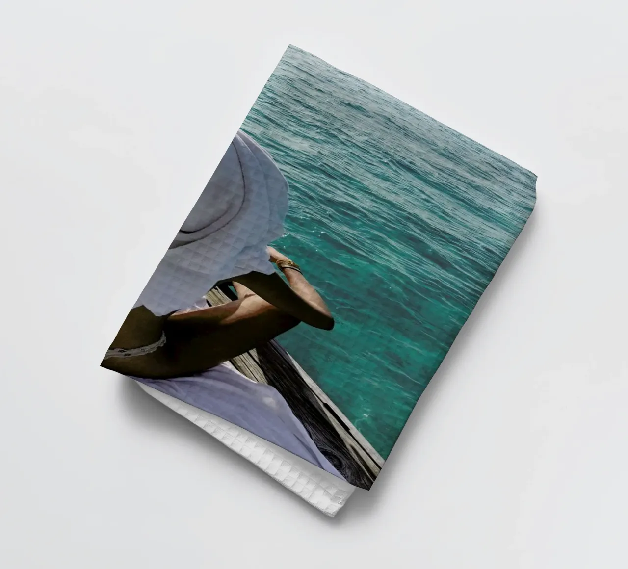 Maldives tea towel by NET Talents GmbH