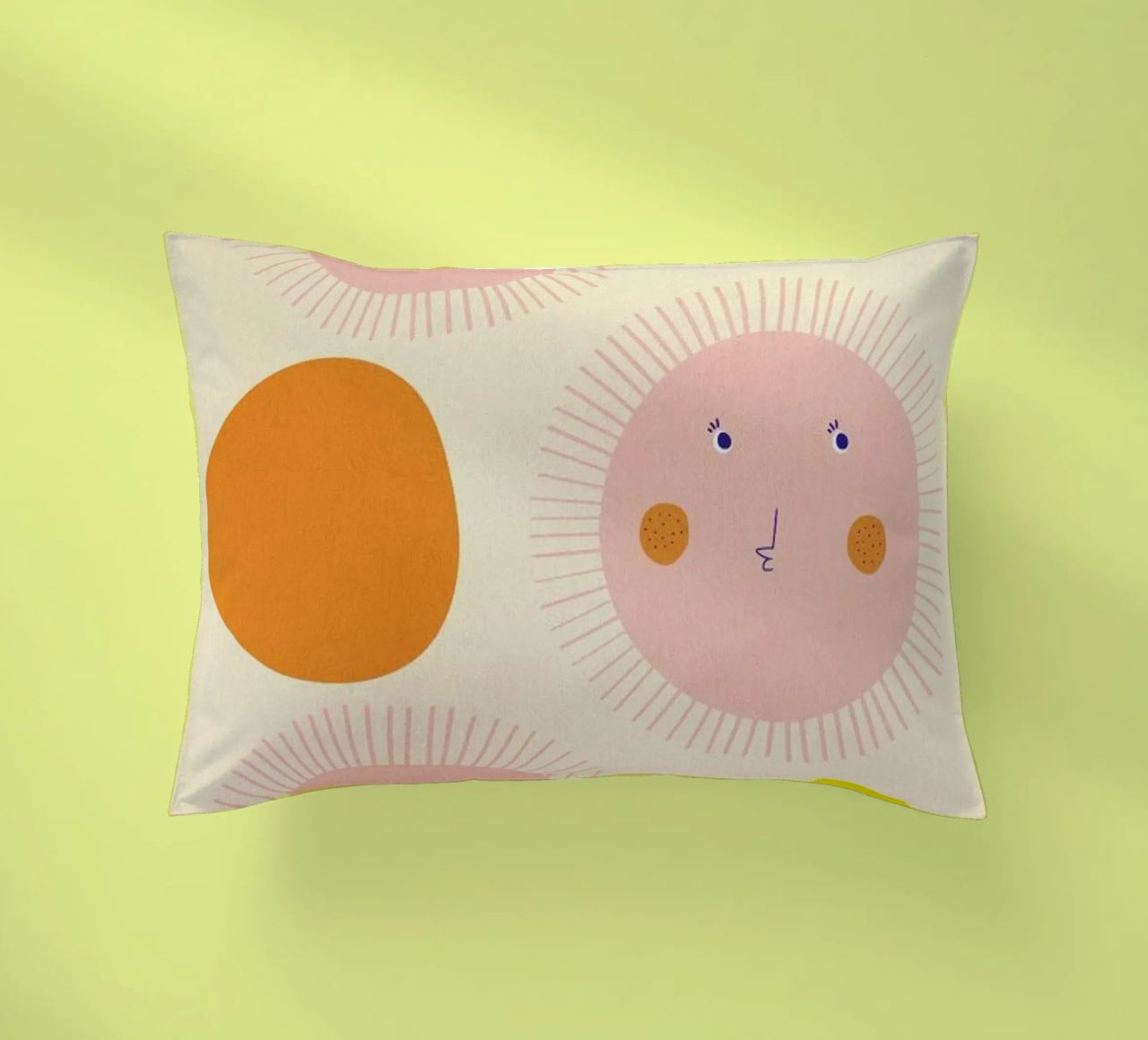 Strawberry Sunshine cuscino da Little Flourishes