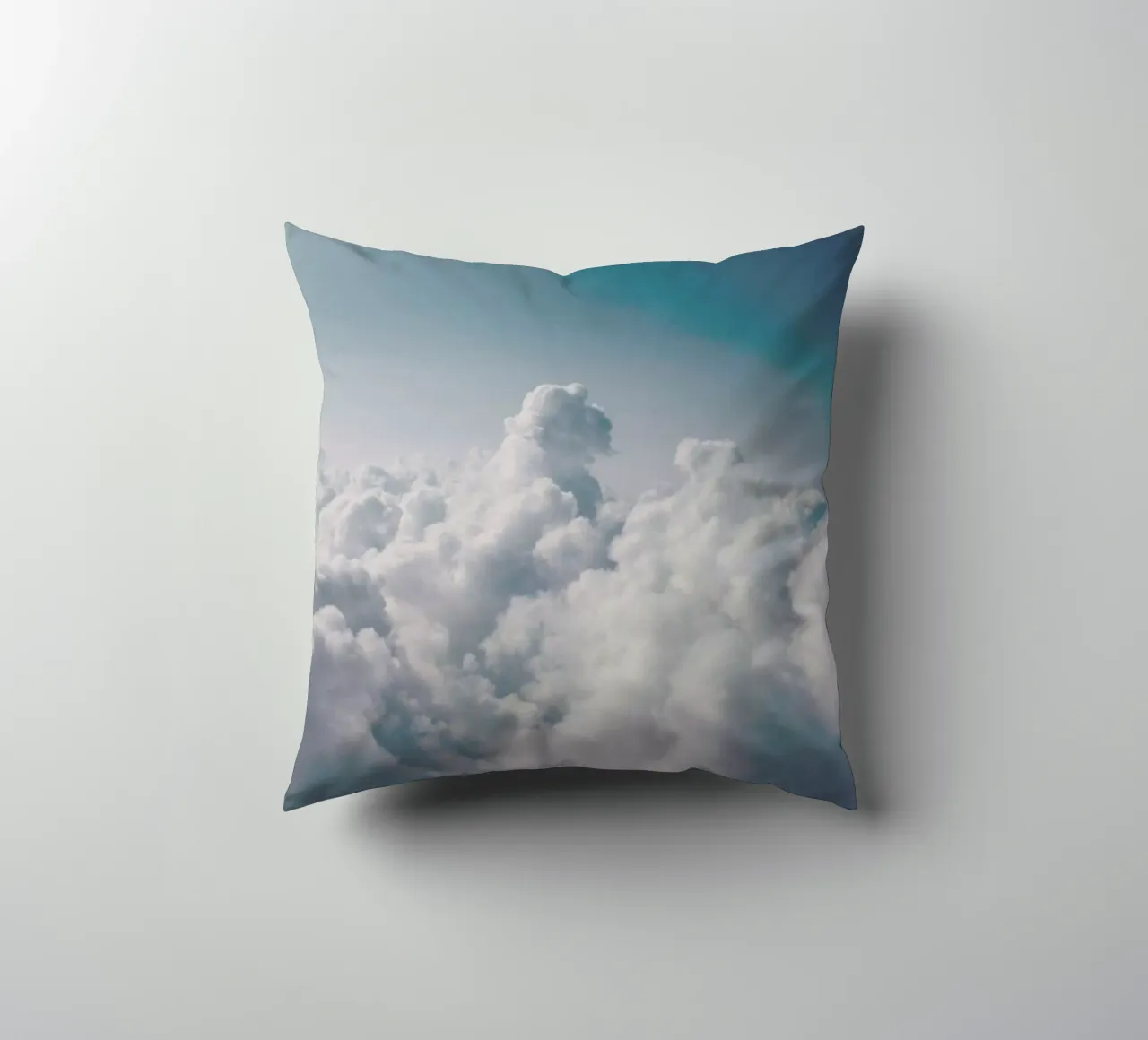 Clouds I cuscino da Sebastian Hilgetag