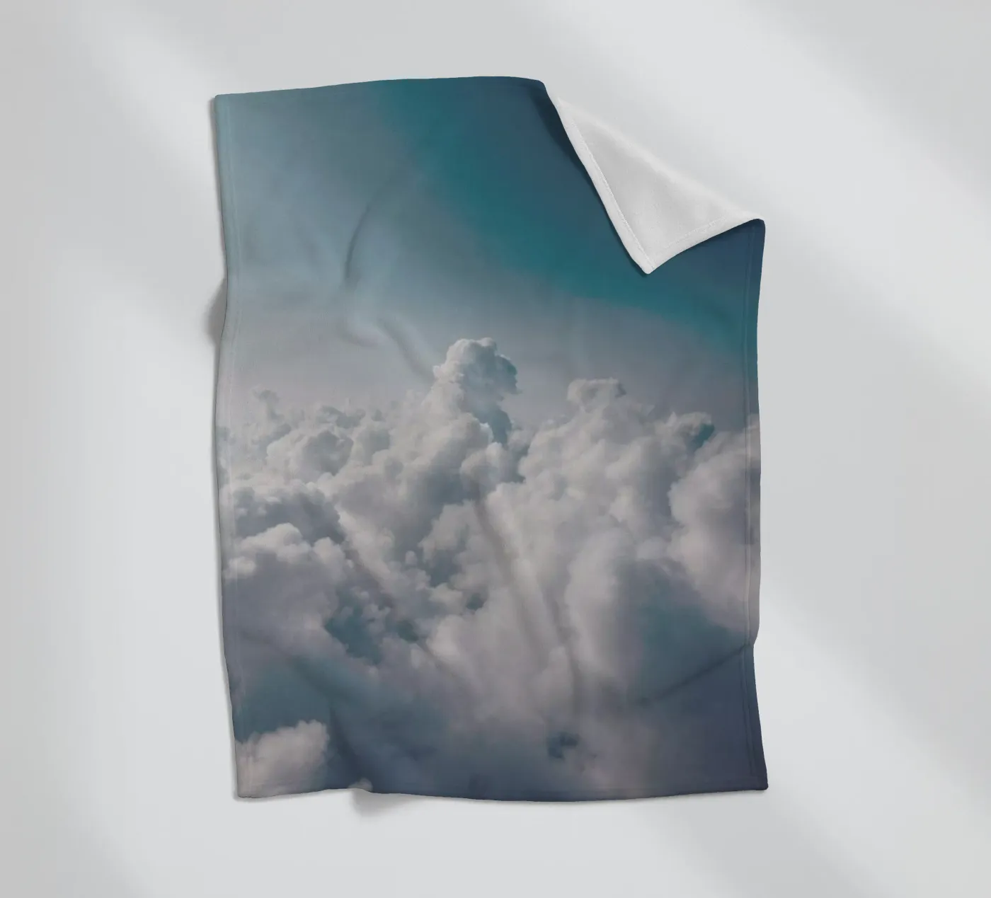 Clouds I fleecedeken van Sebastian Hilgetag