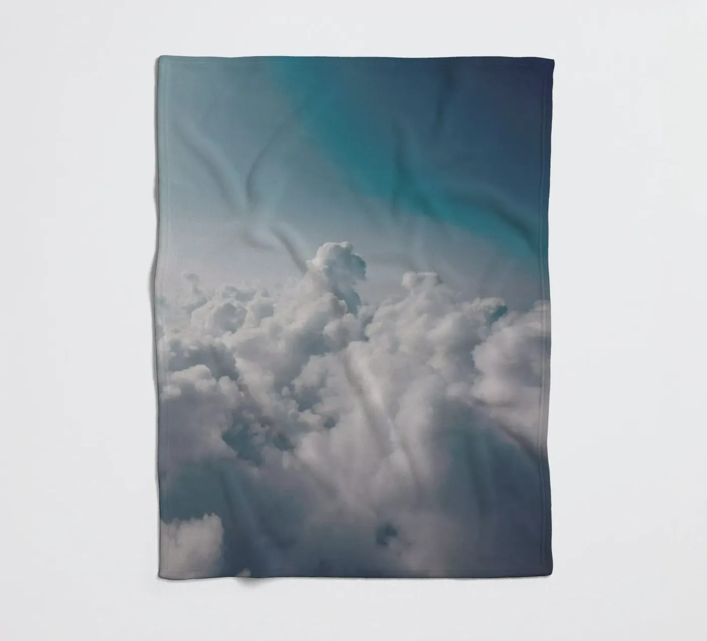 Clouds I fleecedeken van Sebastian Hilgetag