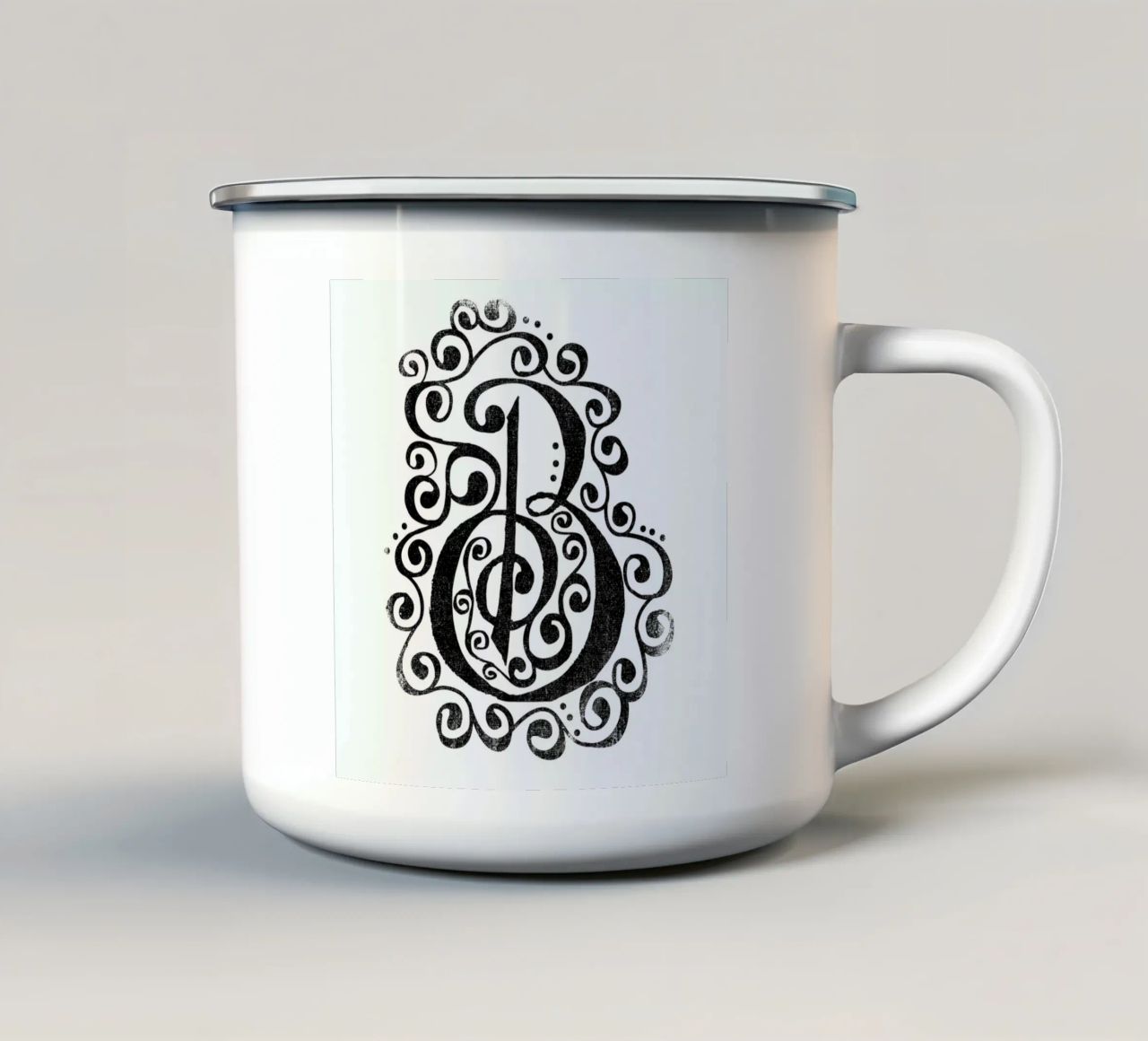 B tazza in smalto da Matthew Taylor Wilson
