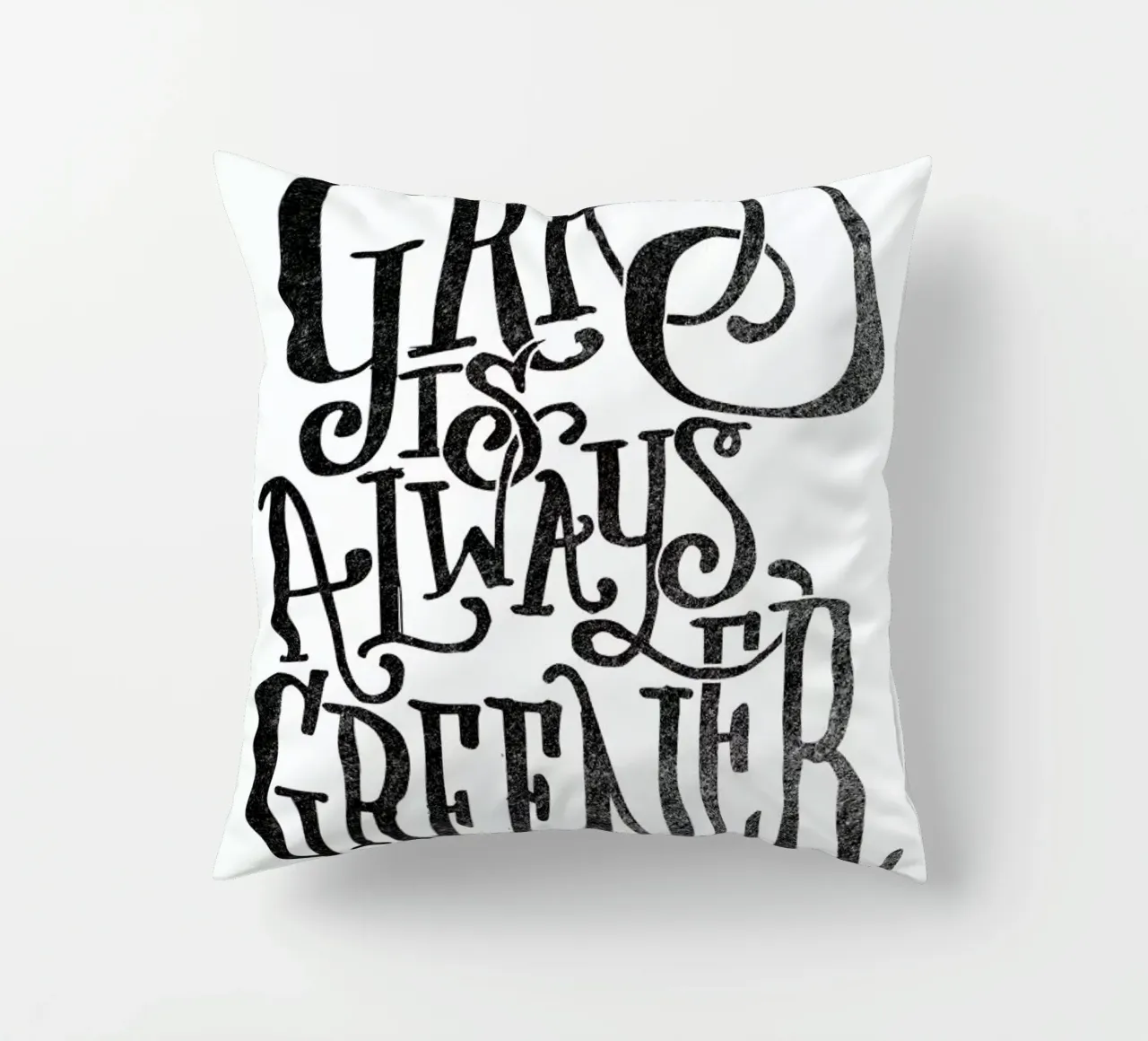 the grass is always greener cojín de Matthew Taylor Wilson