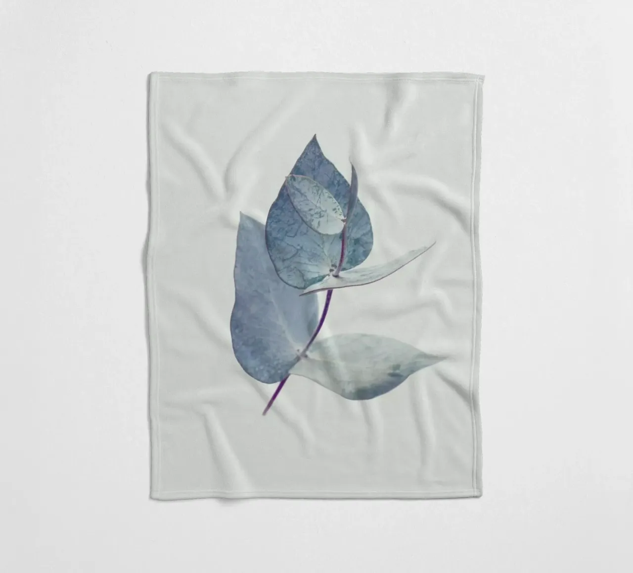 Eucalyptus I coperta in pile da Elena Veronese