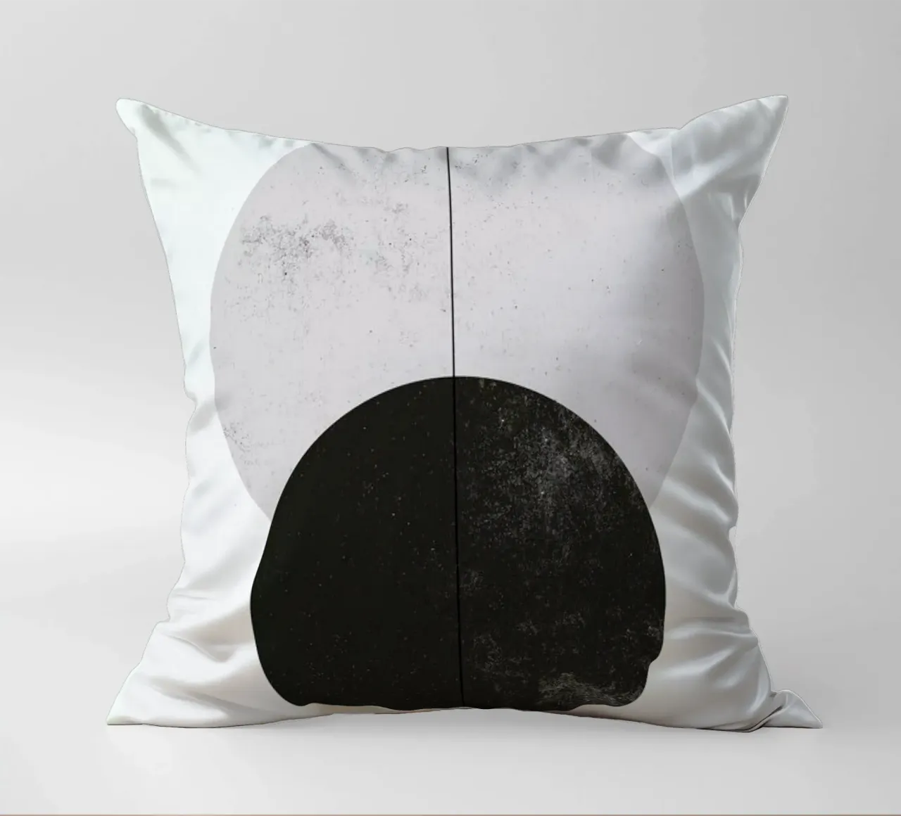 Geometry decorative cushion by STUDIO LEEMO