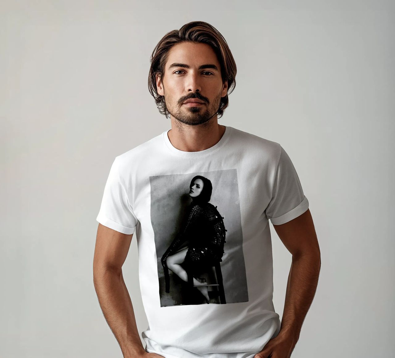 Sirens of the Caspian I t-shirt da Sebastian Hilgetag