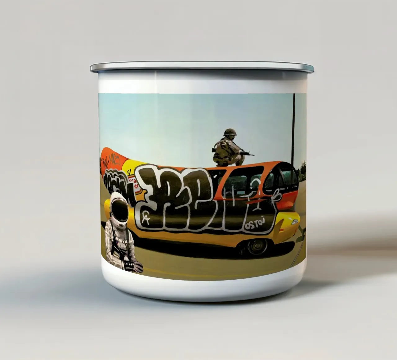 Wienermobile tazza in smalto da Scott Listfield