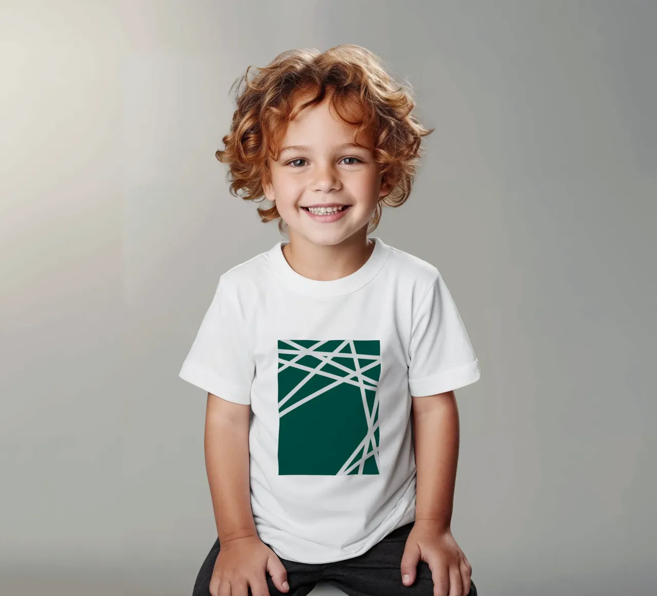 Linee bianche minimaliste t-shirt bambini da MODERN NUANCE