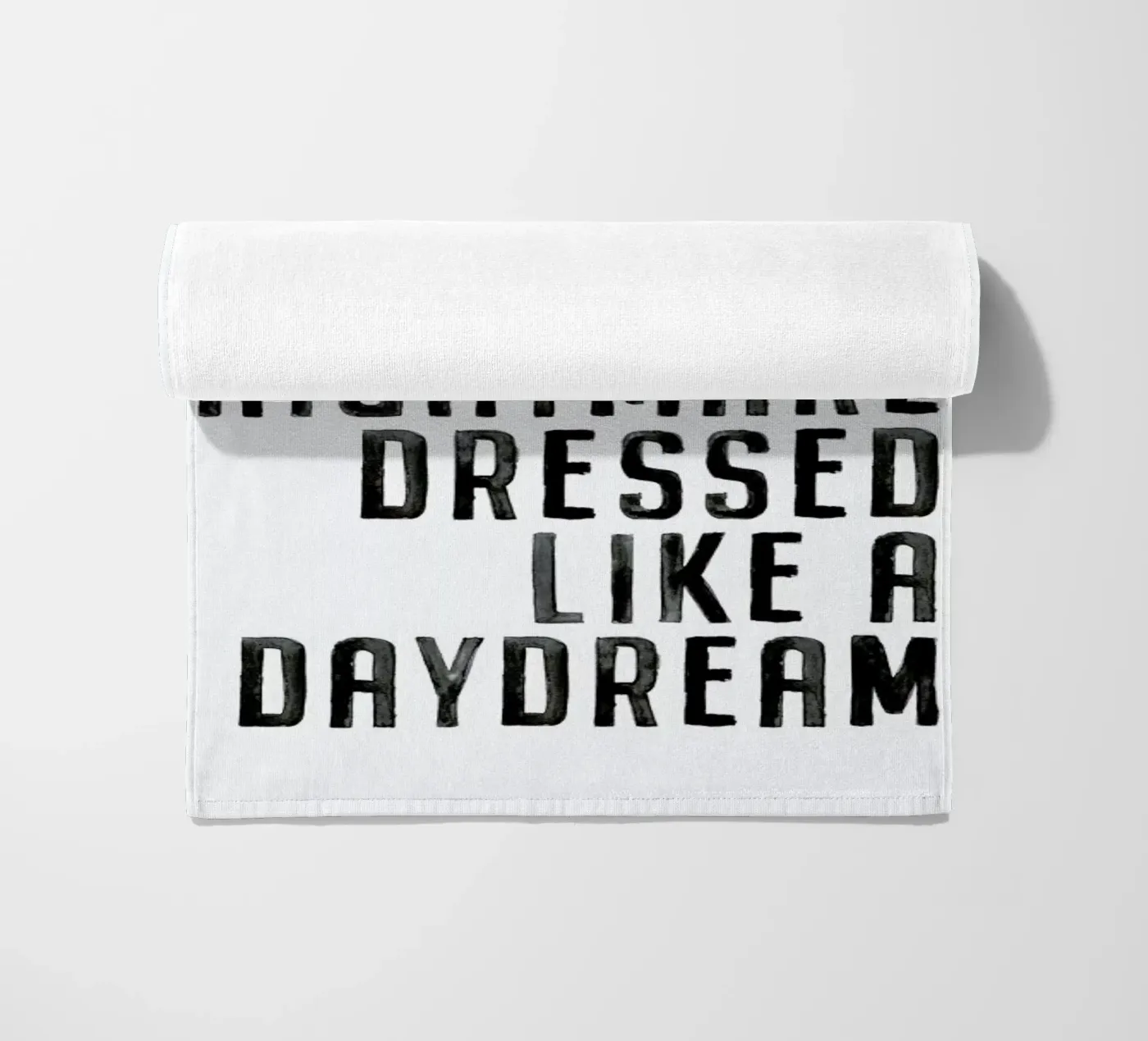 Nightmare strandhanddoek van Honeymoon Hotel